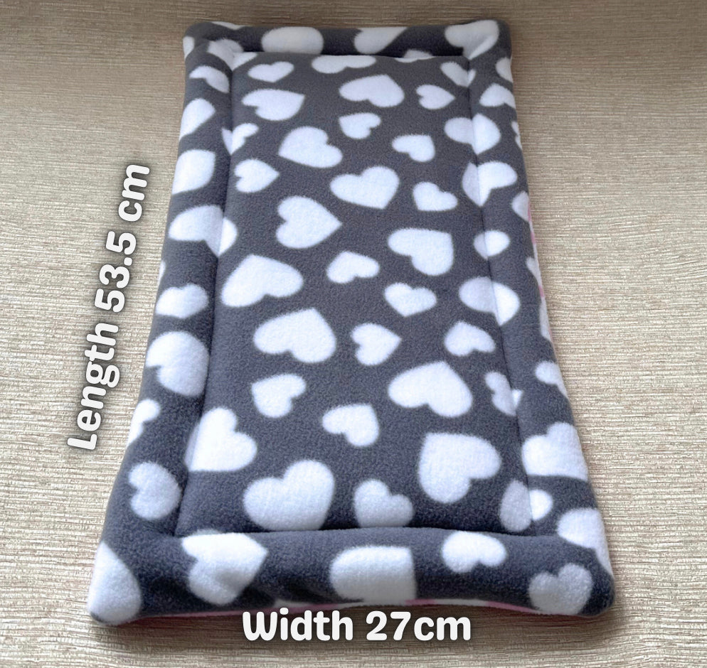 Padded Blanket (fits J&S Bunny Bits / WoodhobbyBed)