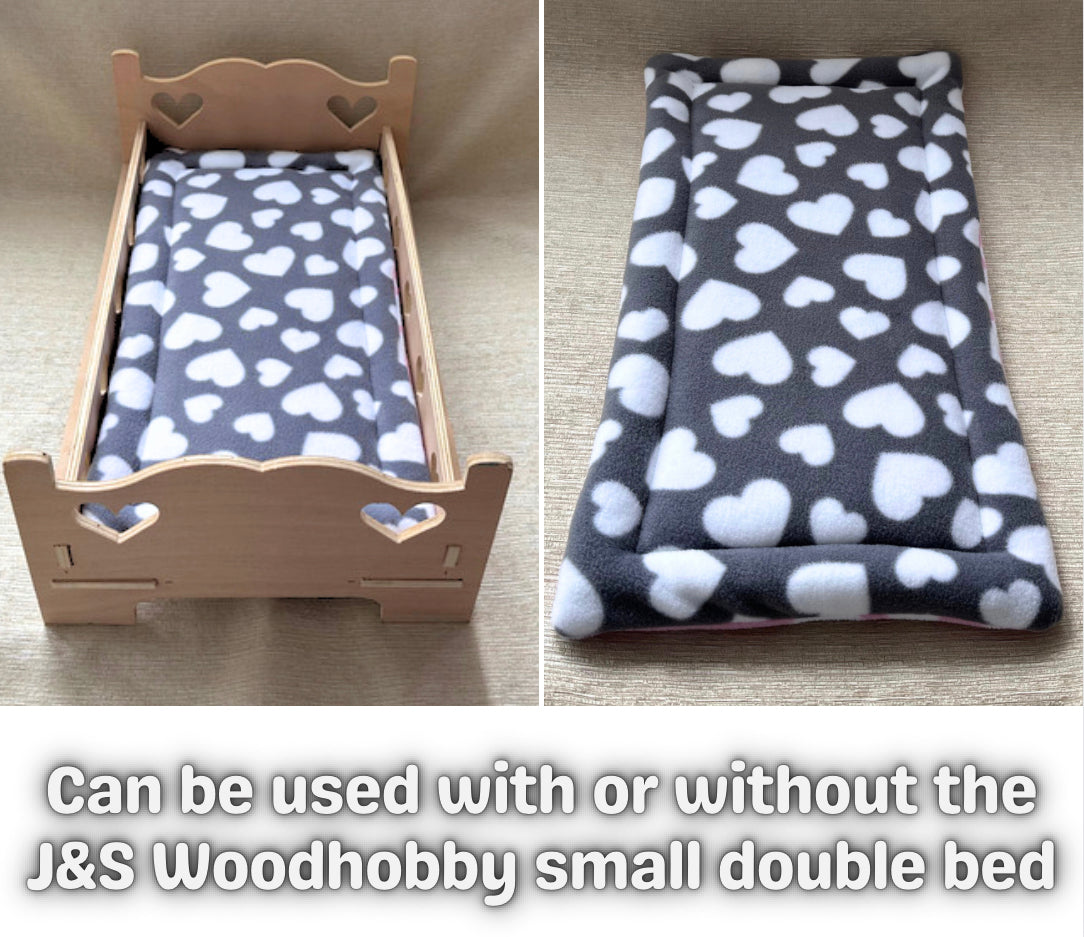 Padded Blanket (fits J&S Bunny Bits / WoodhobbyBed)
